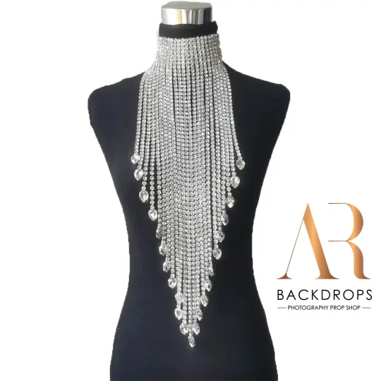 Naya crystal necklace