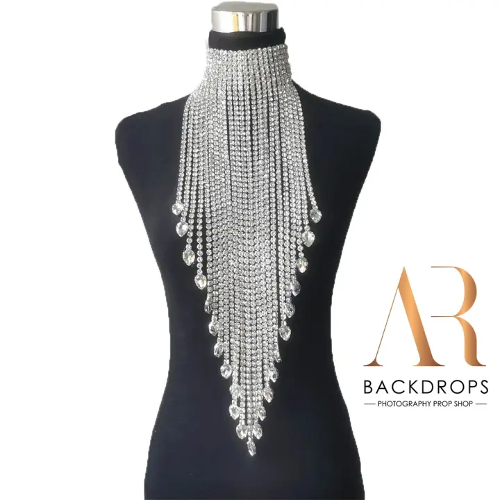 Naya crystal necklace