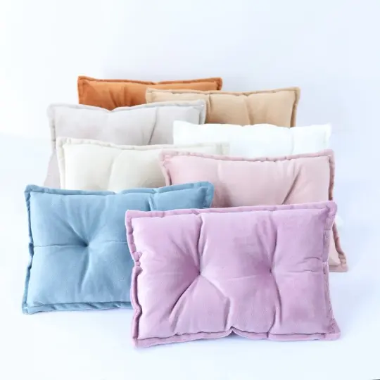 Tufted velvet mini pillow