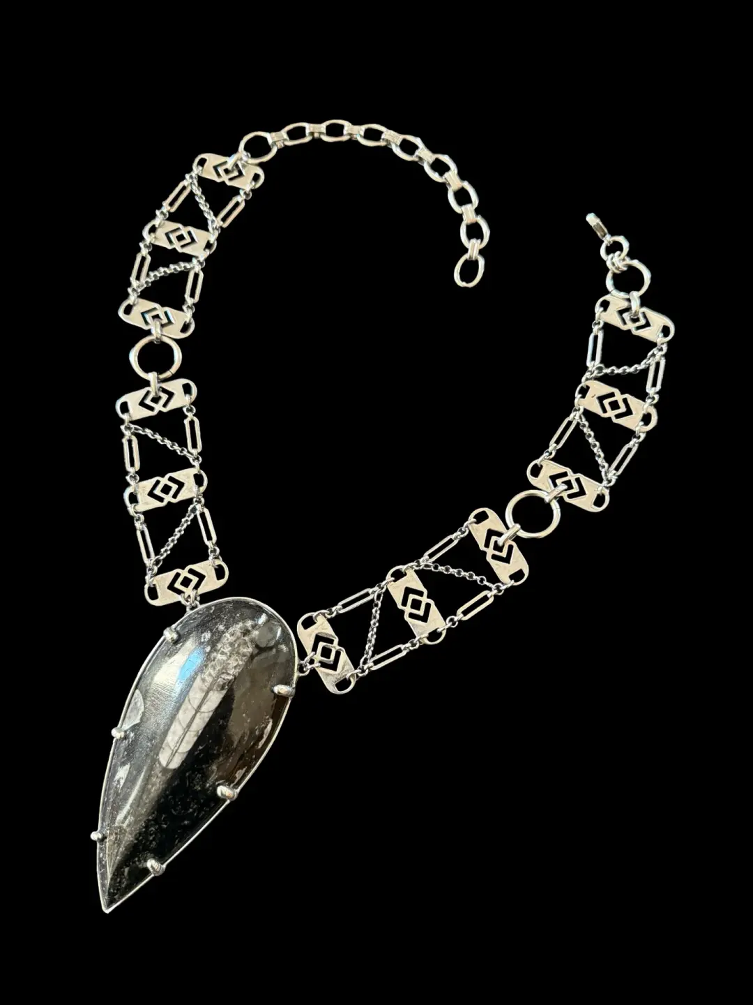 VETUSTA | Orthoceras Fossil Necklace