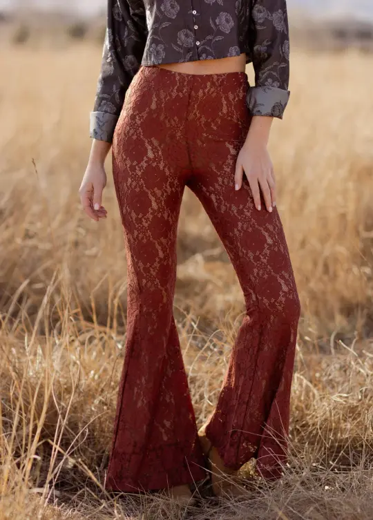 Abril Pant in Rust