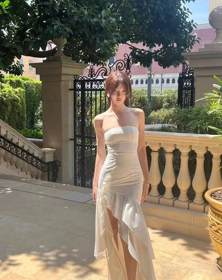 White tube top waist slim irregular ruffle skirt mid-length skirt homecoming dress R4125