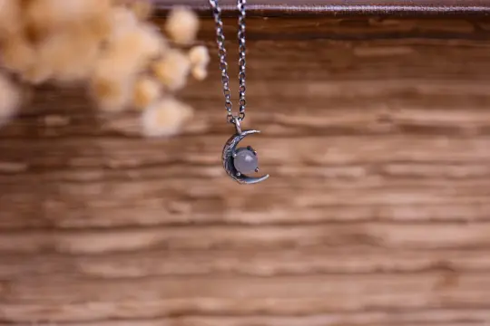 Hecate's Crescent - Silver