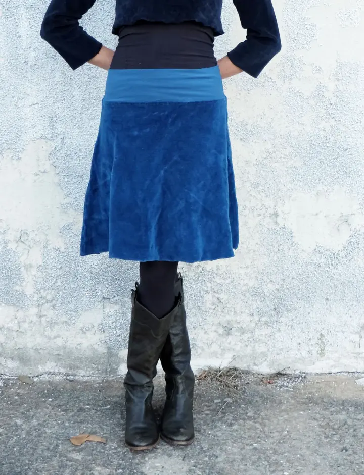 Simplicity Short VELOUR Skirt
