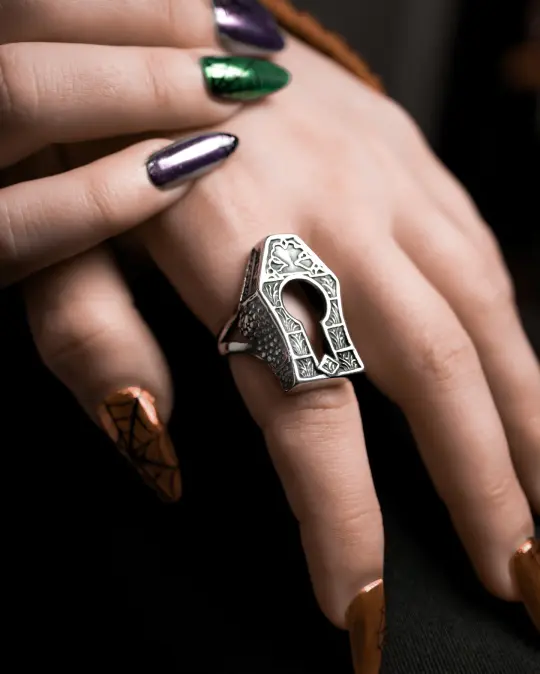 Gravekeeper Ring
