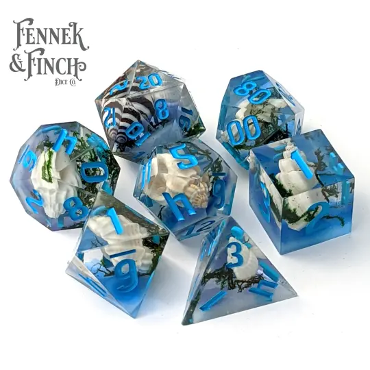 Seabed Sharp Edge Resin Dice Set. 7 Piece DND dice set with Seashells