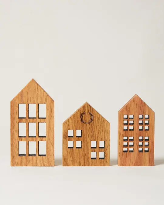 Crafted Wooden Houses - Oak