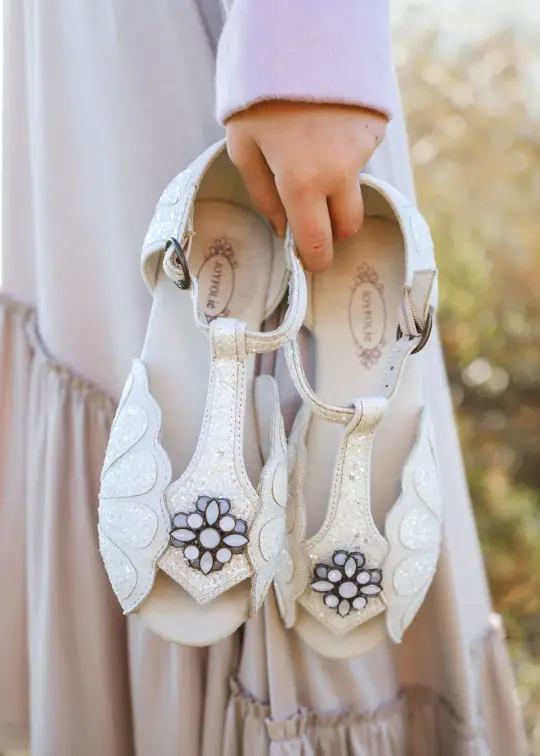 Mari Flower Girl Flat in Ivory