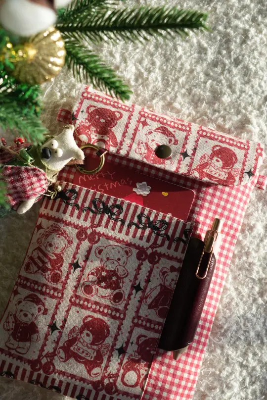 TN Regular-Size Journal Pouch – Christmas Teddy Bear