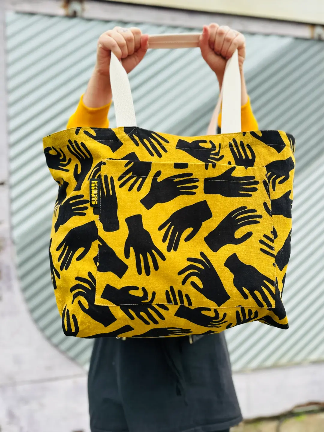 Mega Tote Hands