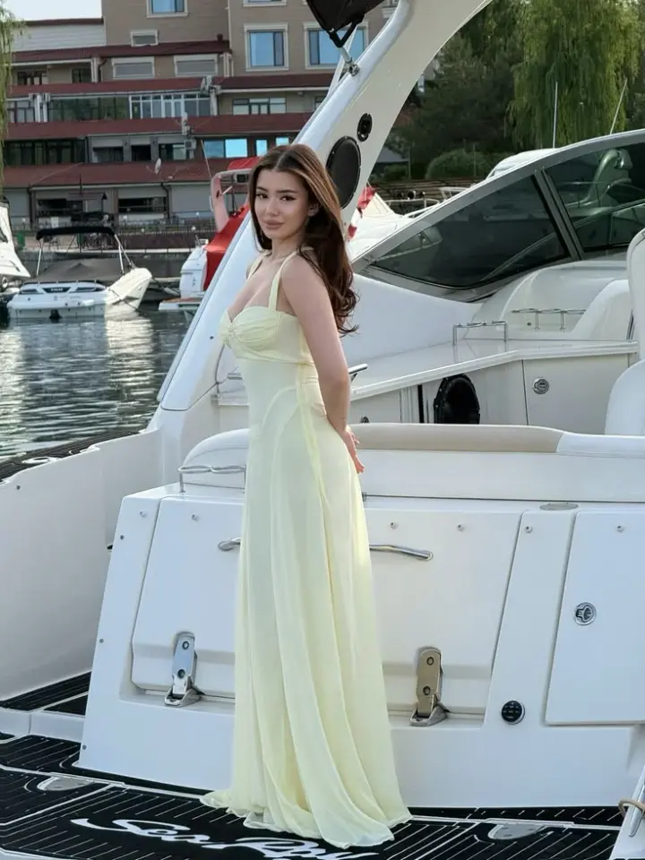Flowy Chiffon Prom Gown Pastel Yellow Women's Corset Maxi Evening Dress — Fall Outfit 2026 New RS3102