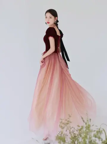 Charming Burgundy Prom Dress ,A-Line Sweetheart Puff Sleeves Corset Maxi Evening Dress RS1089