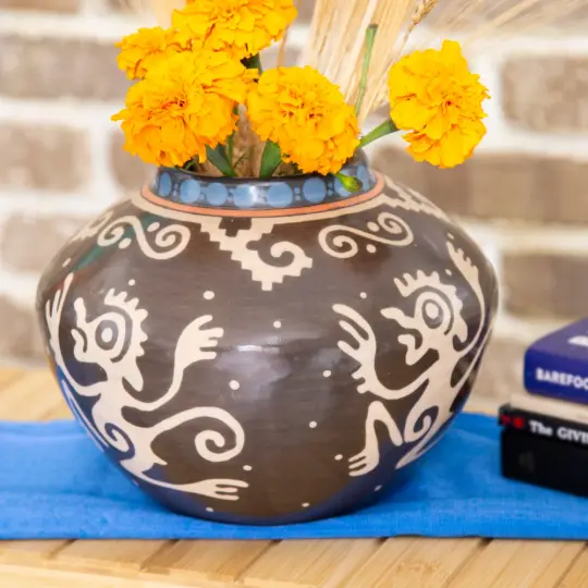 Zinapécuaro Criaturas Hand-Painted Ceramic Vase
