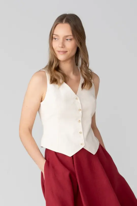 Jane – Fitted Linen V-Neck Vest