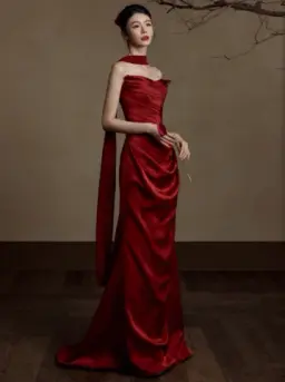French Retro Burgundy Mermaid Strapless Long Dress with Ribbon Trim Quinceanera Dress Evening Dress RS043