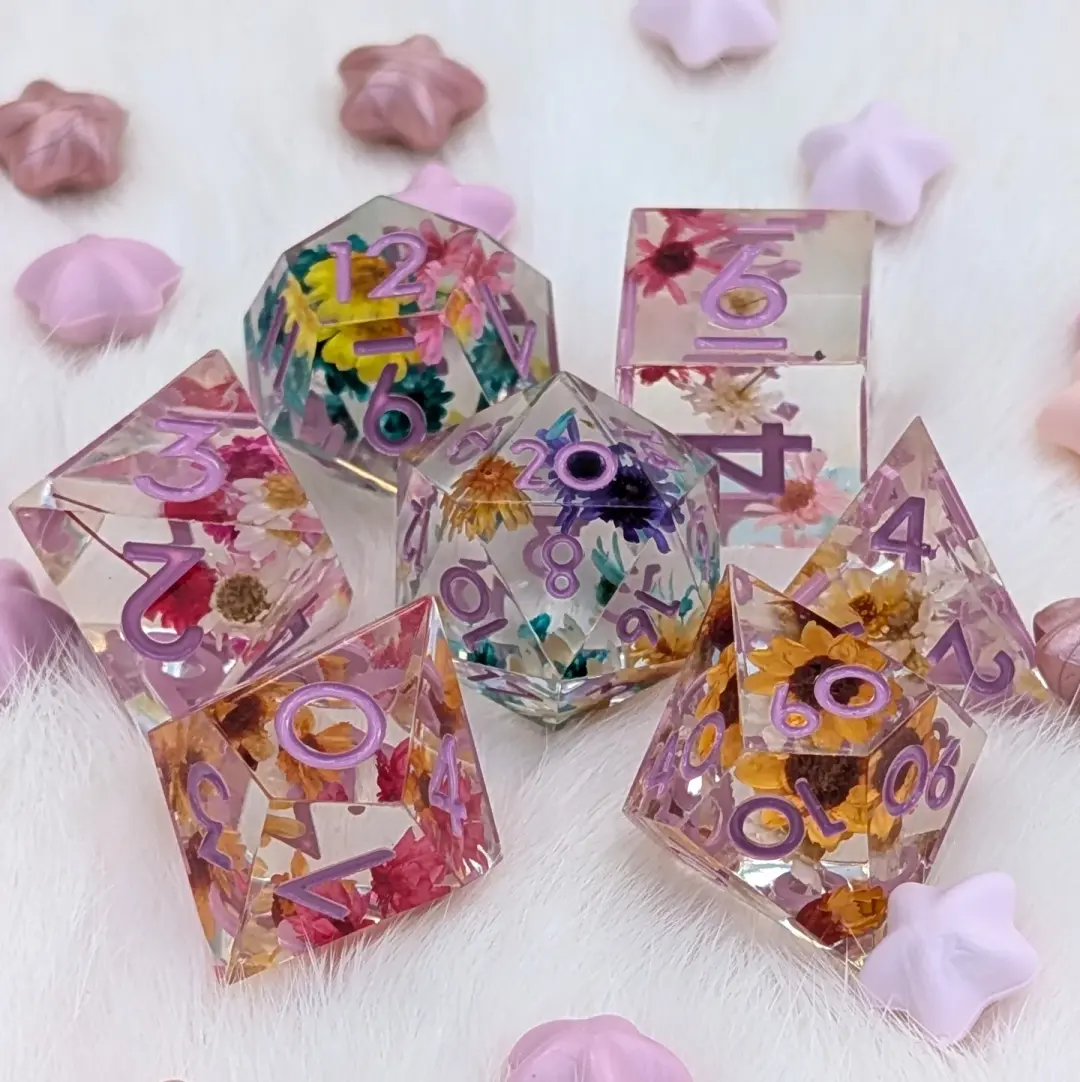 Flower Bouquet - Floral Sharp Edge DnD Dice Set