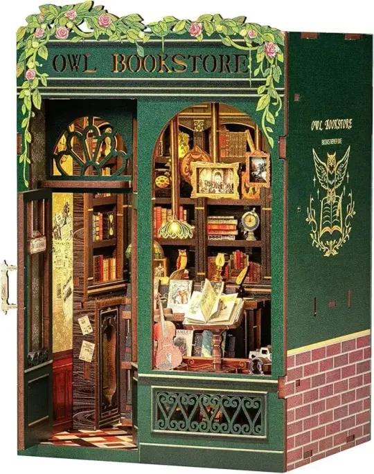Owl Bookstore - DIY Book Nook Kit