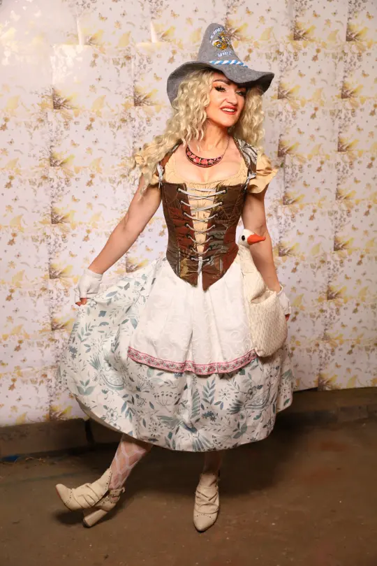 Oktoberfest Set #9: Elizabethan Corset + Hobbit Tulip Skirt + Apron *blouse sold separately* - Oktoberfest Sets Collection