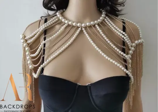 Beatrice pearl necklace
