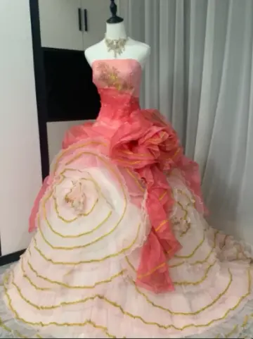 Pink Strapless Fitted-Waist Slim-Fit Prom Dress with Floral Details and a Princess-Style Puffy Skirt R6525