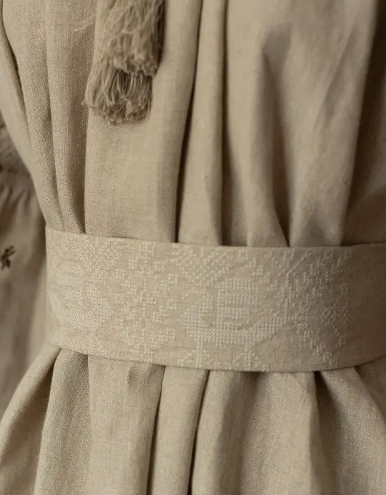 Ceinture 'Valeska' en lin naturel brodé blanc