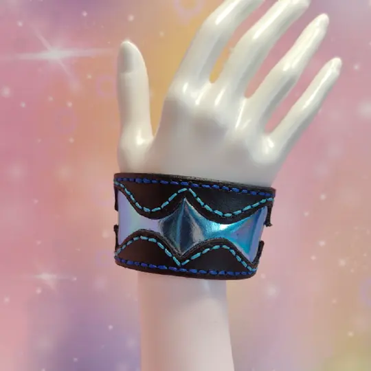 Handmade leather bracelet with double layered leather.