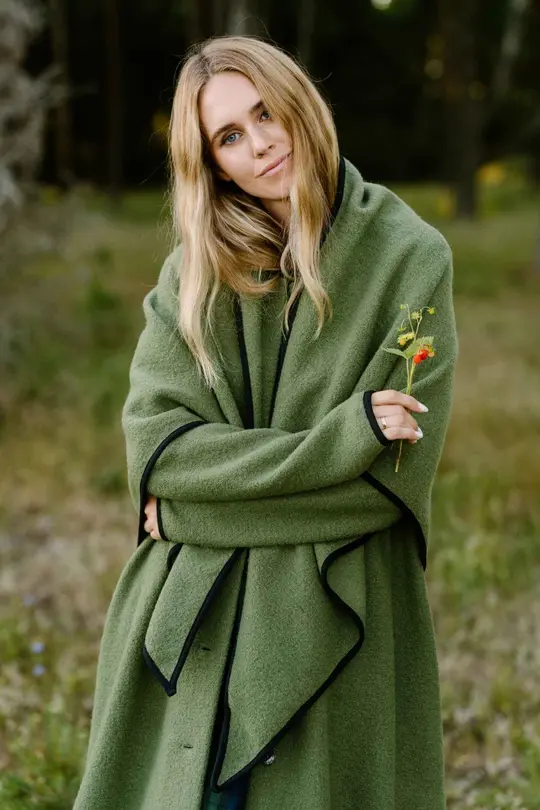 Maya – Wool Shawl