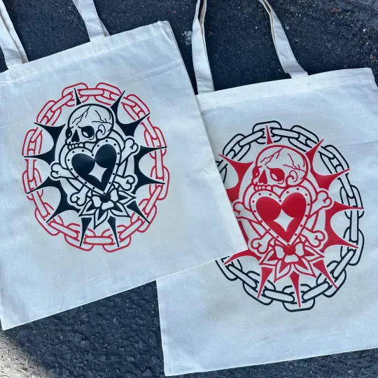 Skull Tote Bag – Hand-Printed Tattoo-Inspired Design on Durable Cotton