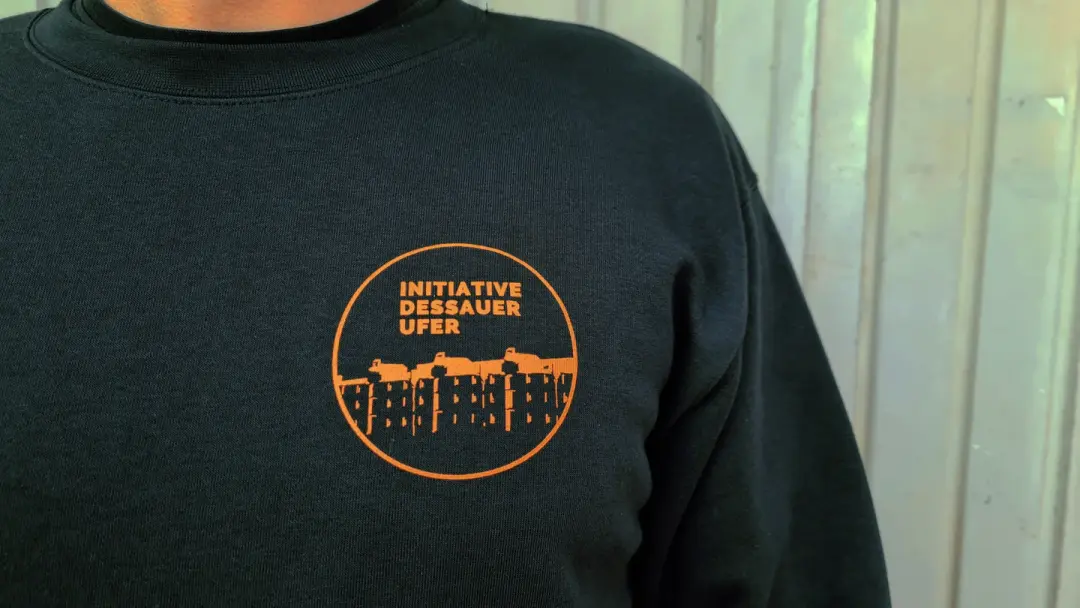 IDU Shirt / Sweatshirt