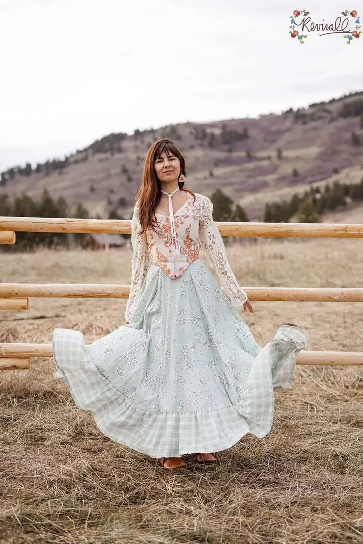White Bear Skirt in Cherry Blossom