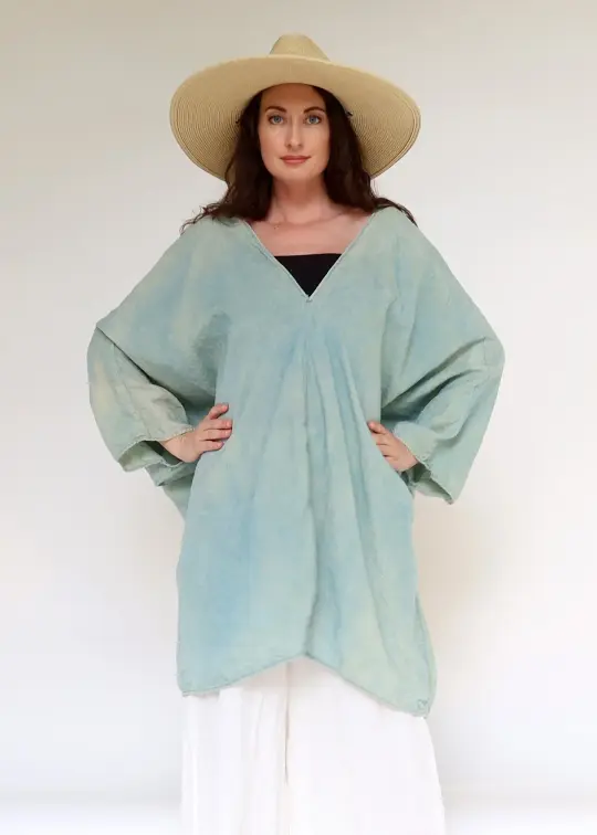 SAMPLE SALE - Flip V Migration Tunic / OS / Linen / Sage / (141)