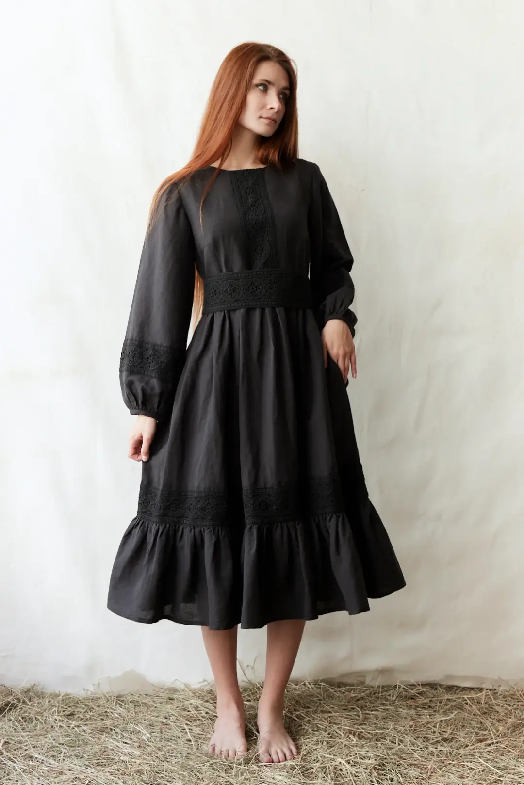 Robe 'Misha' longueur midi en lin noir