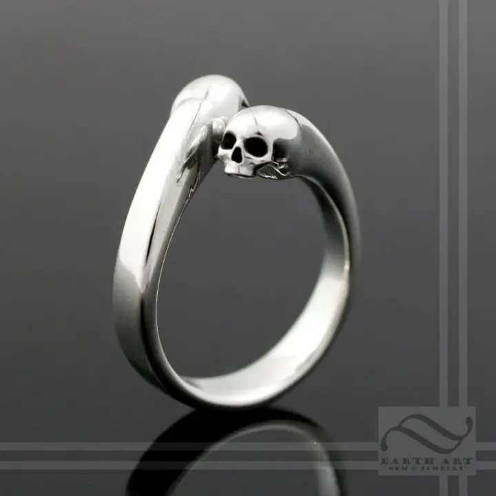 Skulls - Adjustable Sterling Silver Bypass ring - Gothic skull design open ring