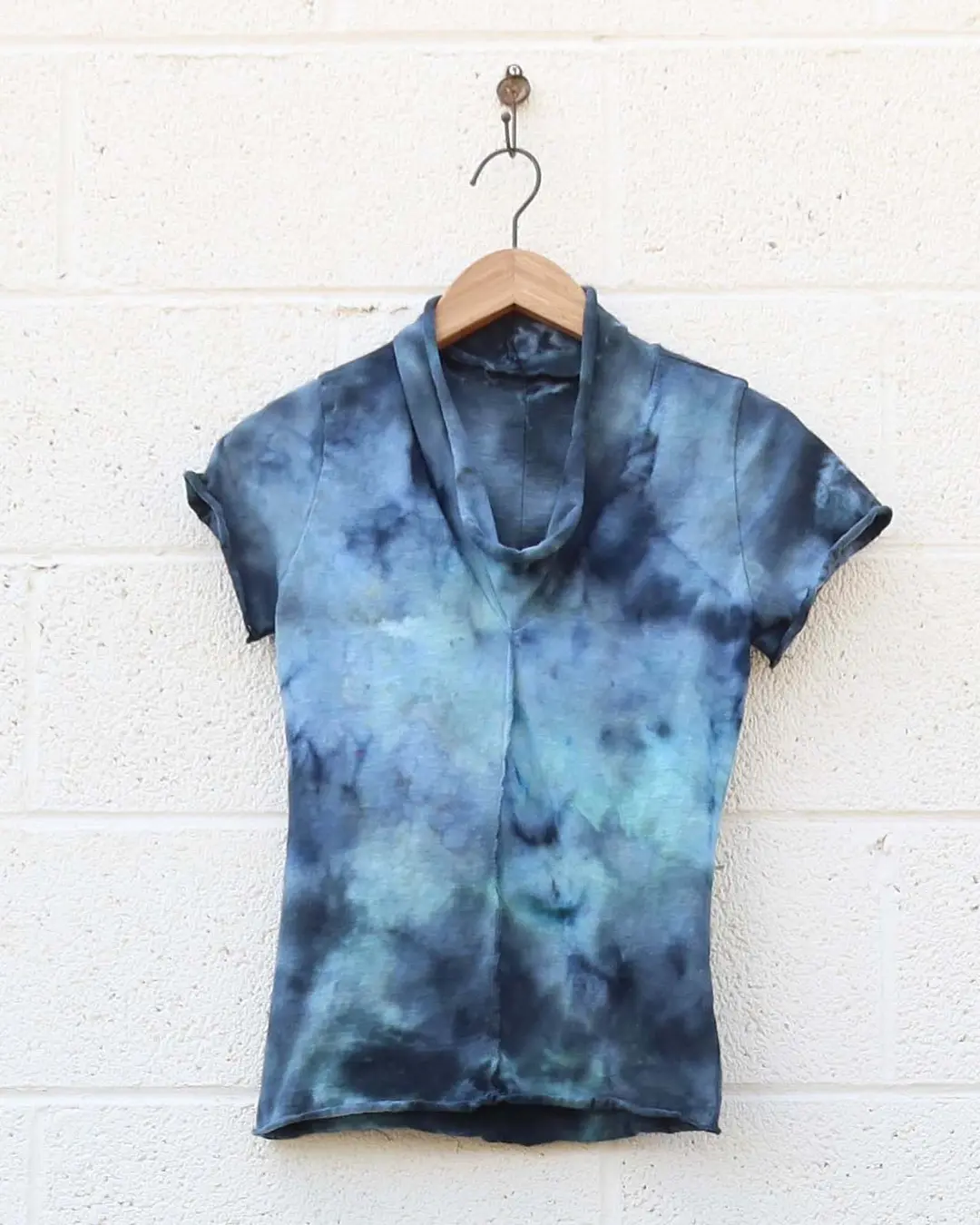 OOAK - Hampi Warrior Simplicity Shirt / XS / Organic Cotton / Ice Dye (283)