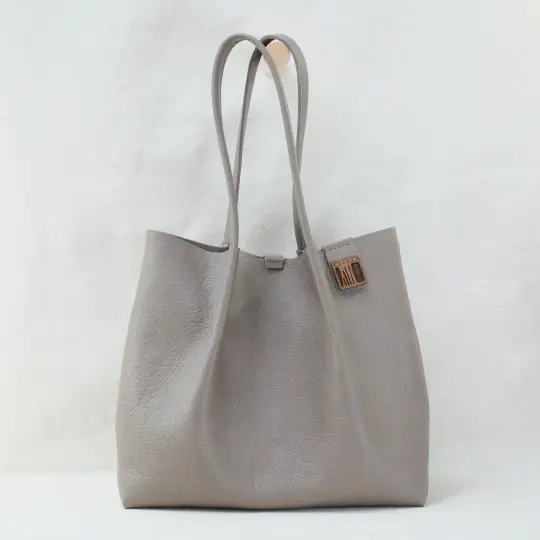 Pinch Tote warm gray