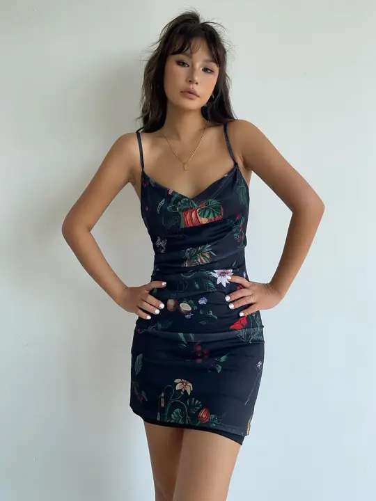 American retro pure desire hot girl small floral slut collar mesh suspender skirt waist hip dress R3085