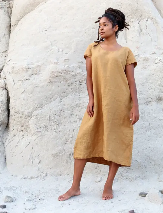 Everyday Shift Below Knee Dress