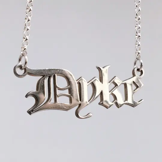 Dyke Necklace