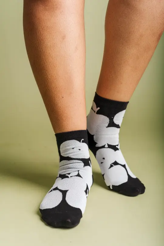 GOTH APPLE JUMBLE SOCKS