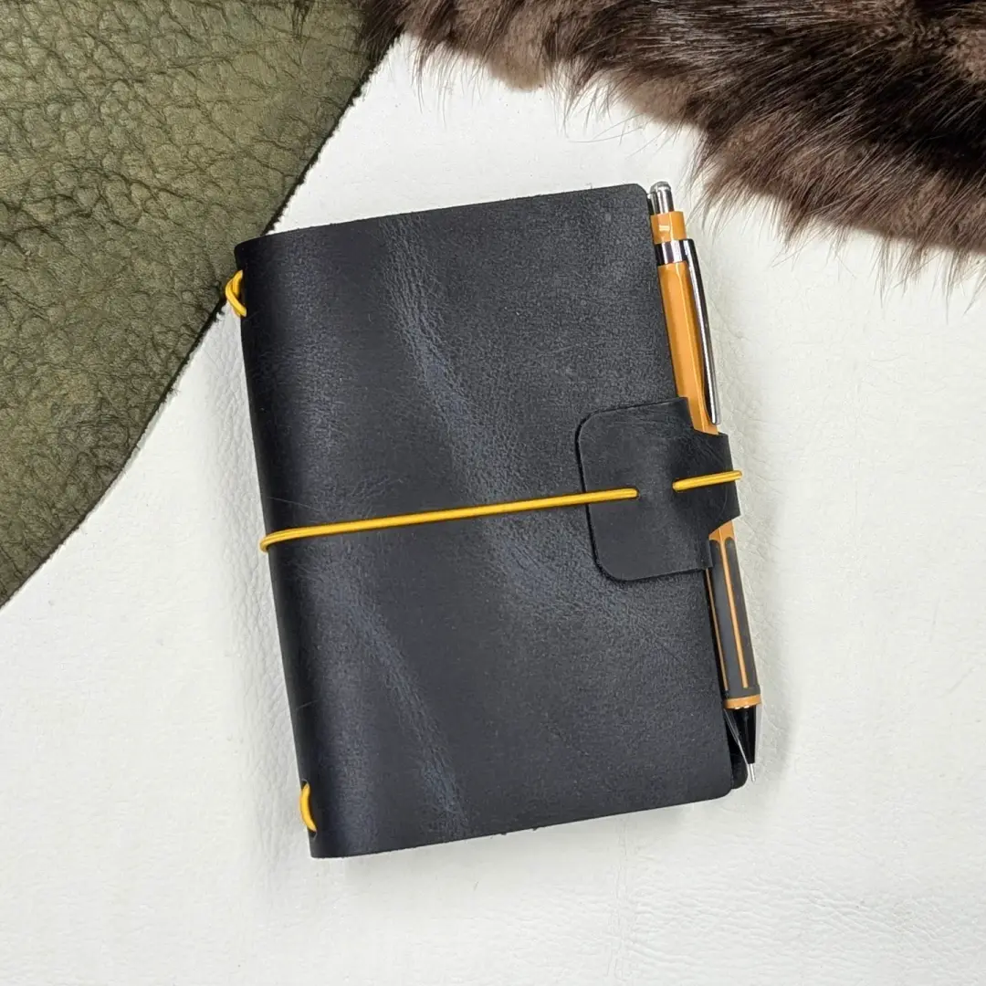 PASSPORT Traveller's Notebook | Midnight Grey, No. 4