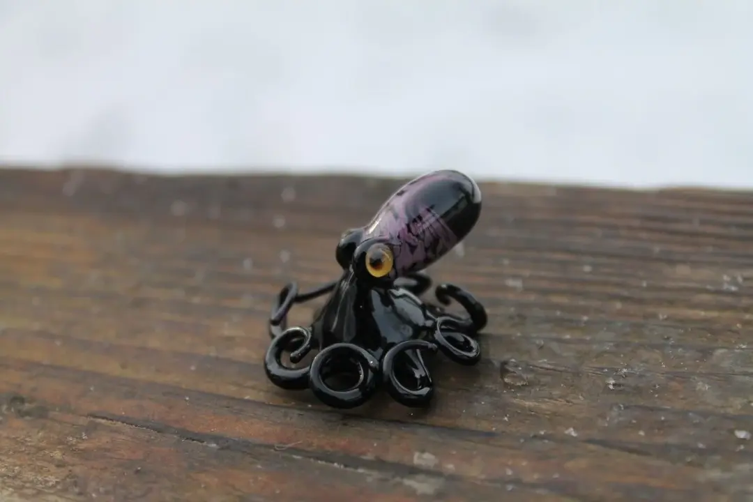 Handmade Black And Purple Glass Octopus Figurine - Ocean Art Gift
