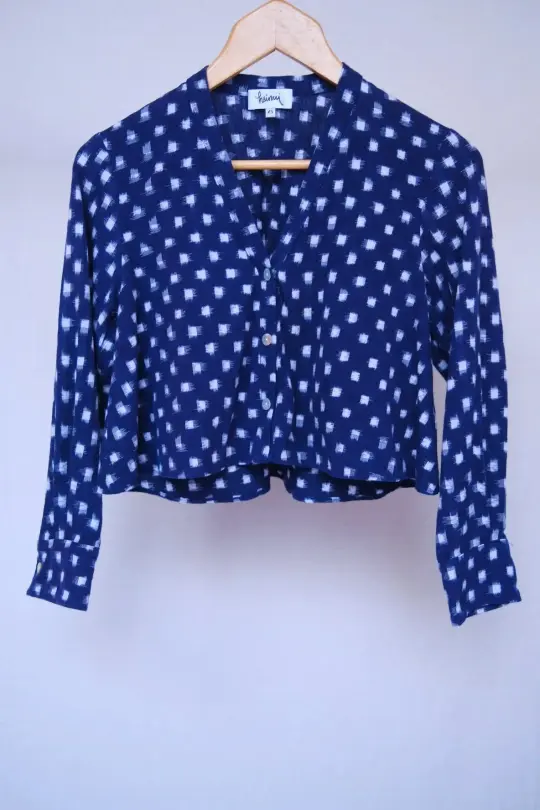 OLIVIA blouse in the navy ikat fabric