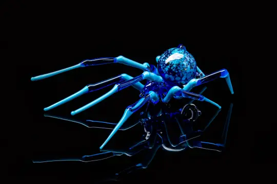 Turquoise Spotted Spider Pendant – Unique Handcrafted Glass Jewelry