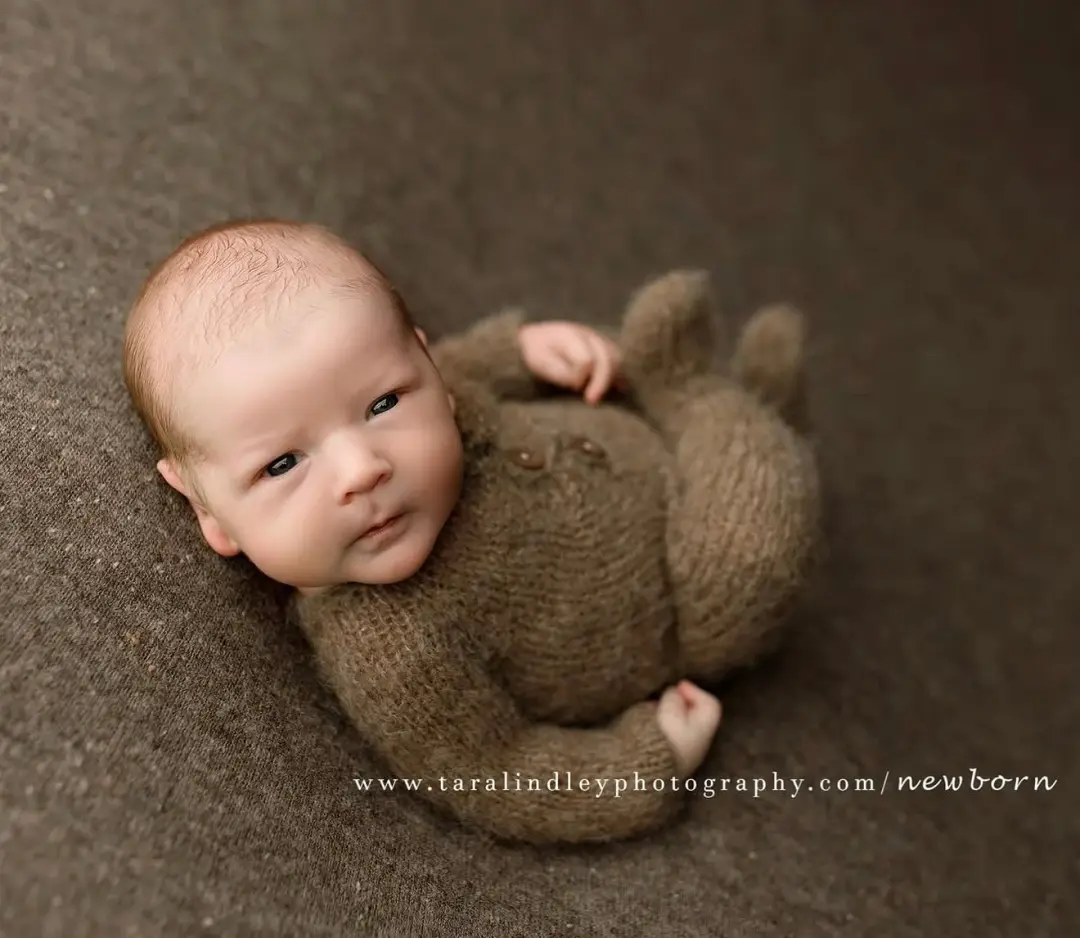 Liam thick knit beanbag backdrop in Brown