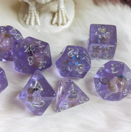 Butterfly Dice Set – 8-Piece Blue Butterfly White Flower DnD Dice with Paw D6 | Fennek & Finch