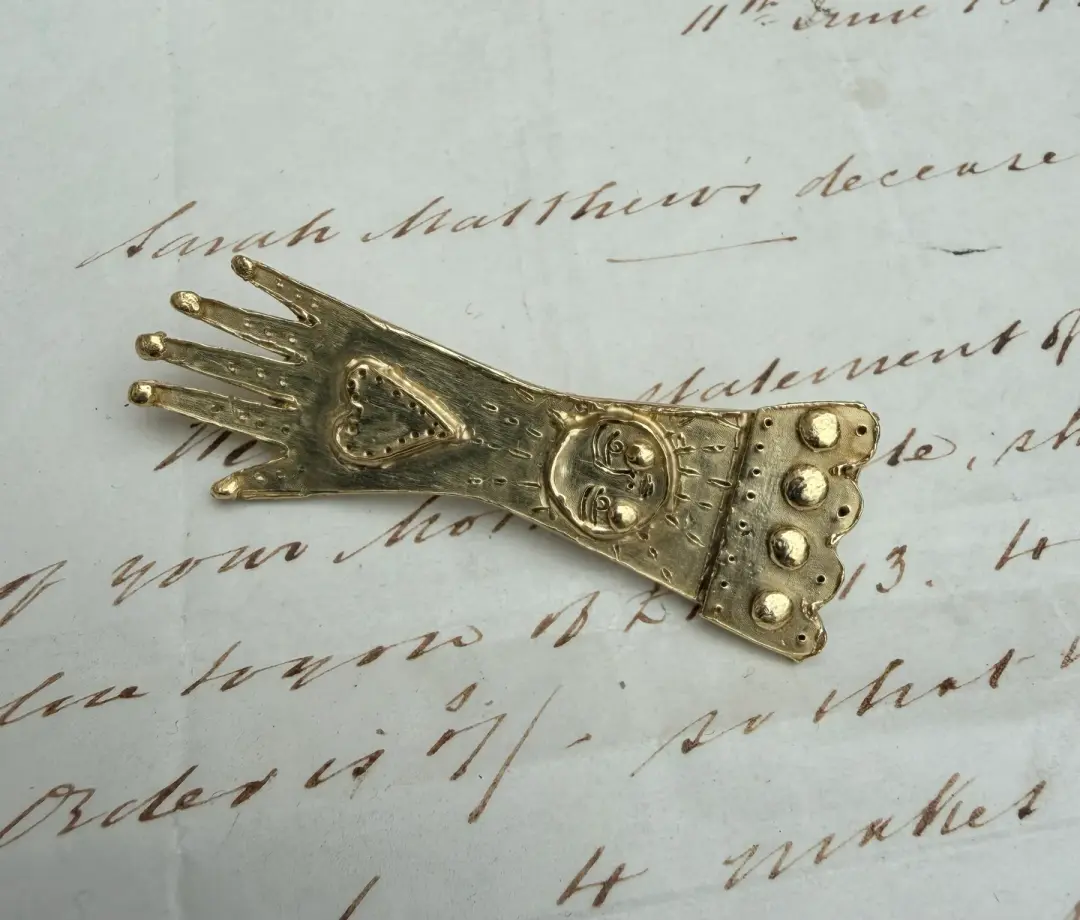 Lucky Glove Brass Brooch