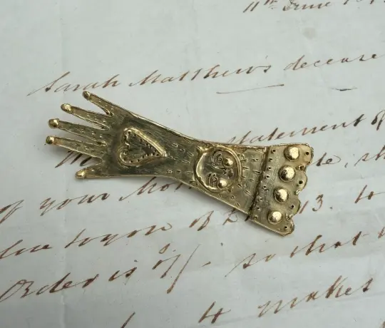 Lucky Glove Brass Brooch