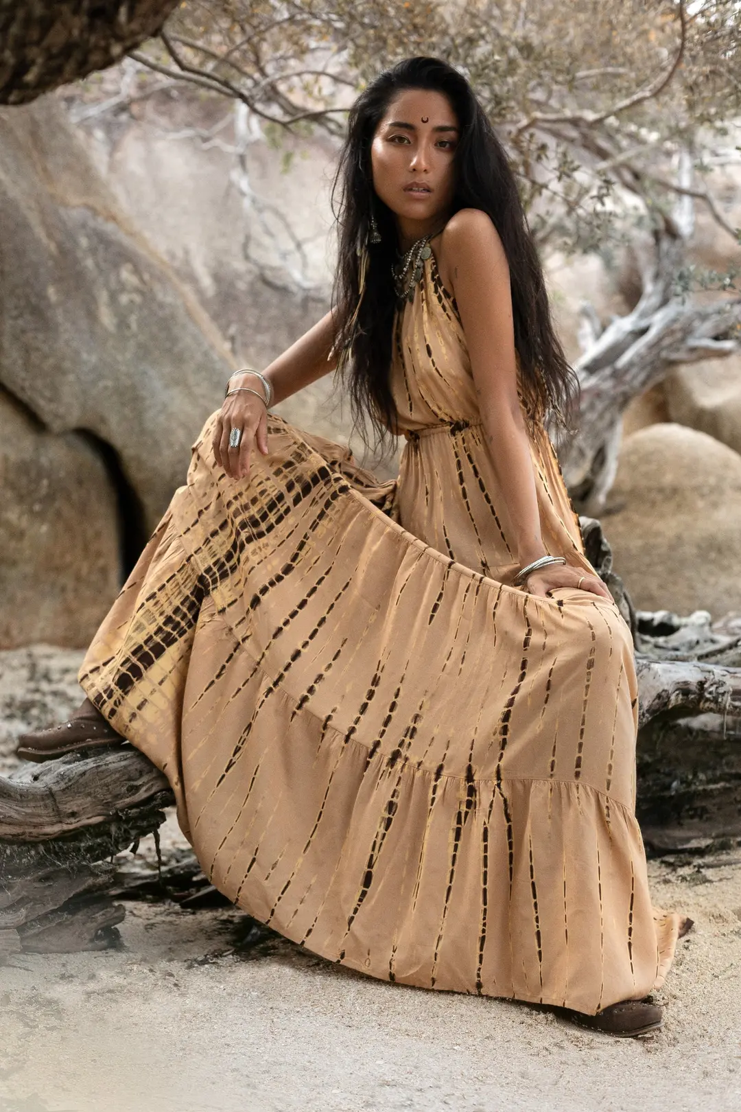 Gaya Dress Beige