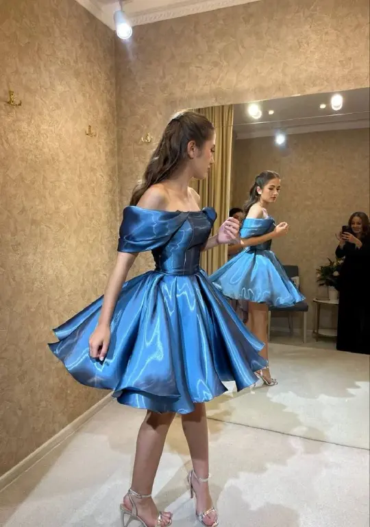 Blue Satin Off-the-shoulder Slim Waist Puffy Skirt Short Skirt Homecoming Dress R5586