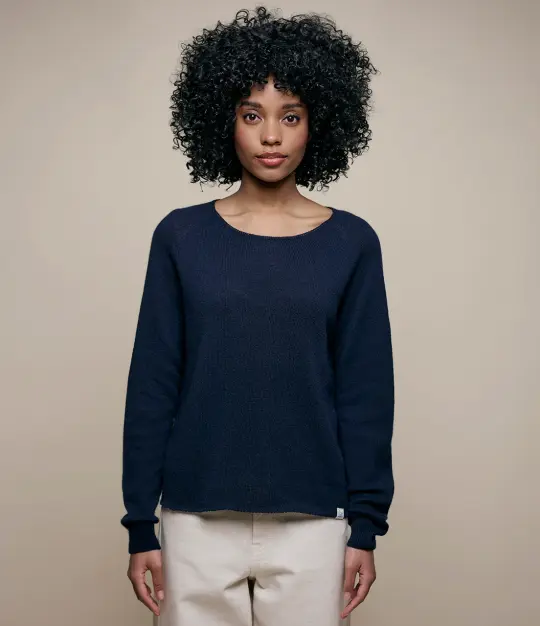 Lightweight Merino Wool-Cashmere-Silk Raglan Sweater